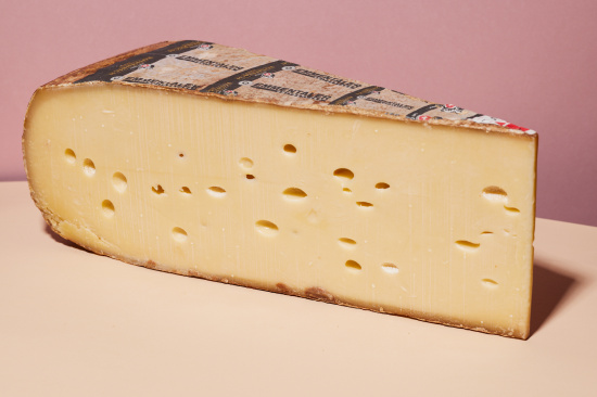 Schweizer Bergkse, hhlengereifter Emmentaler 24 Monate (A.O.P.)